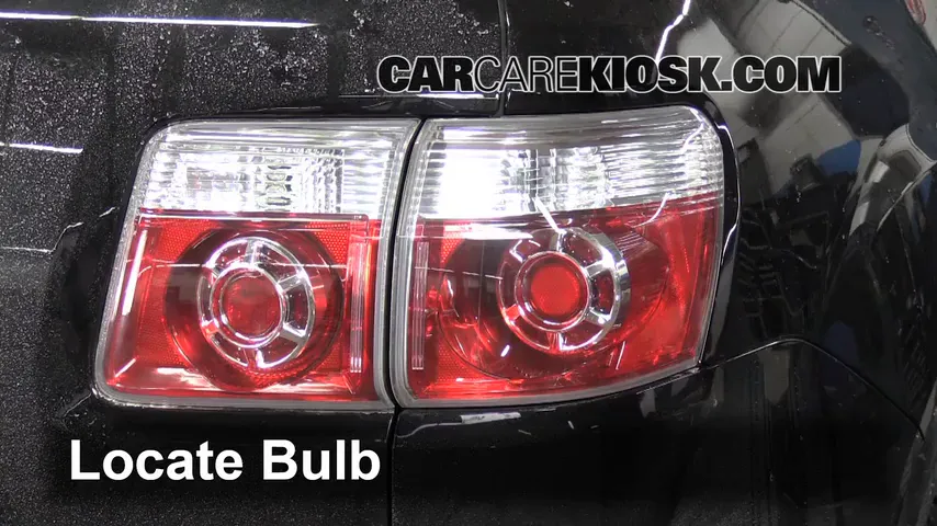2012 GMC Acadia SLE 3.6L V6 Lights Turn Signal - Rear (replace bulb)